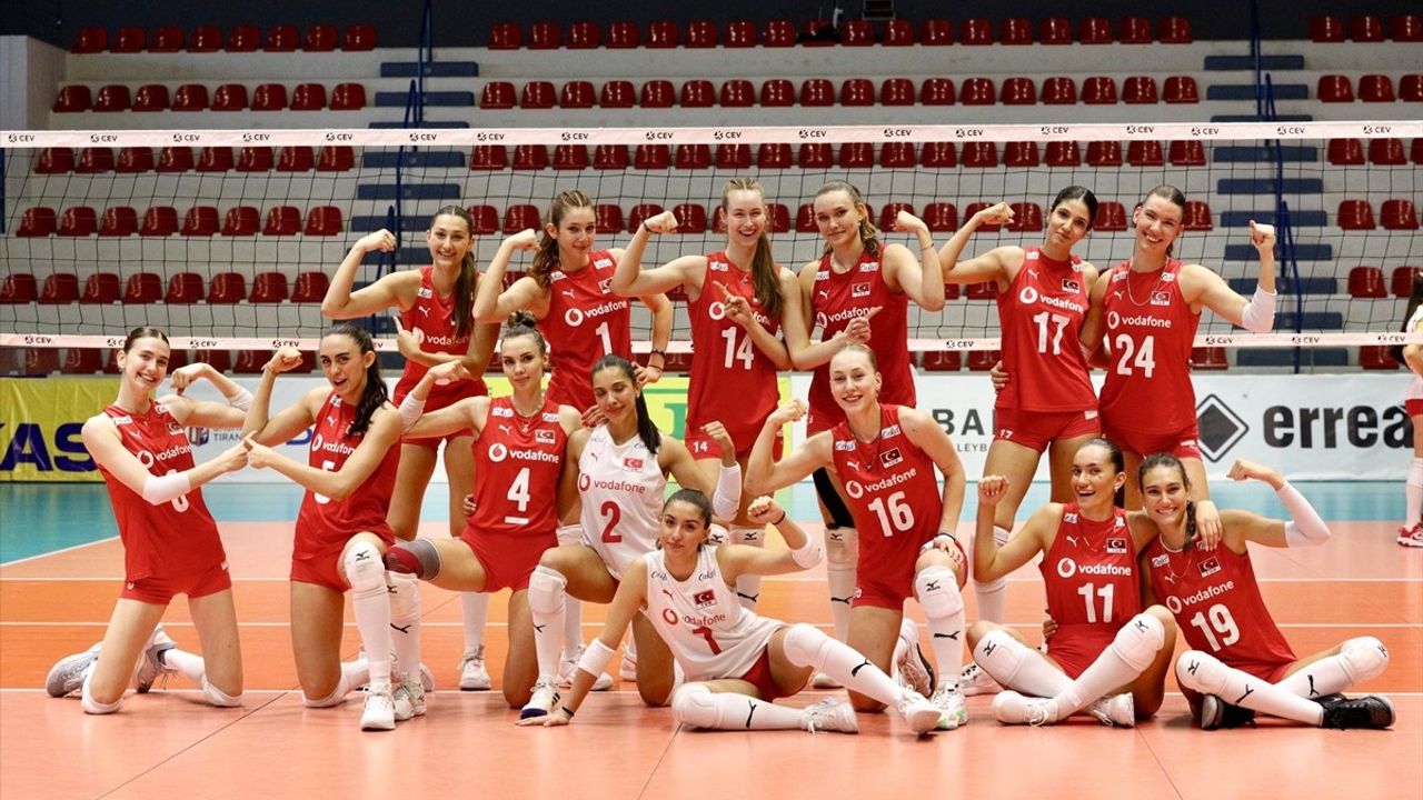 20 Yaş Altı Kadın Voleybol Takımımız Balkan Şampiyonu Oldu