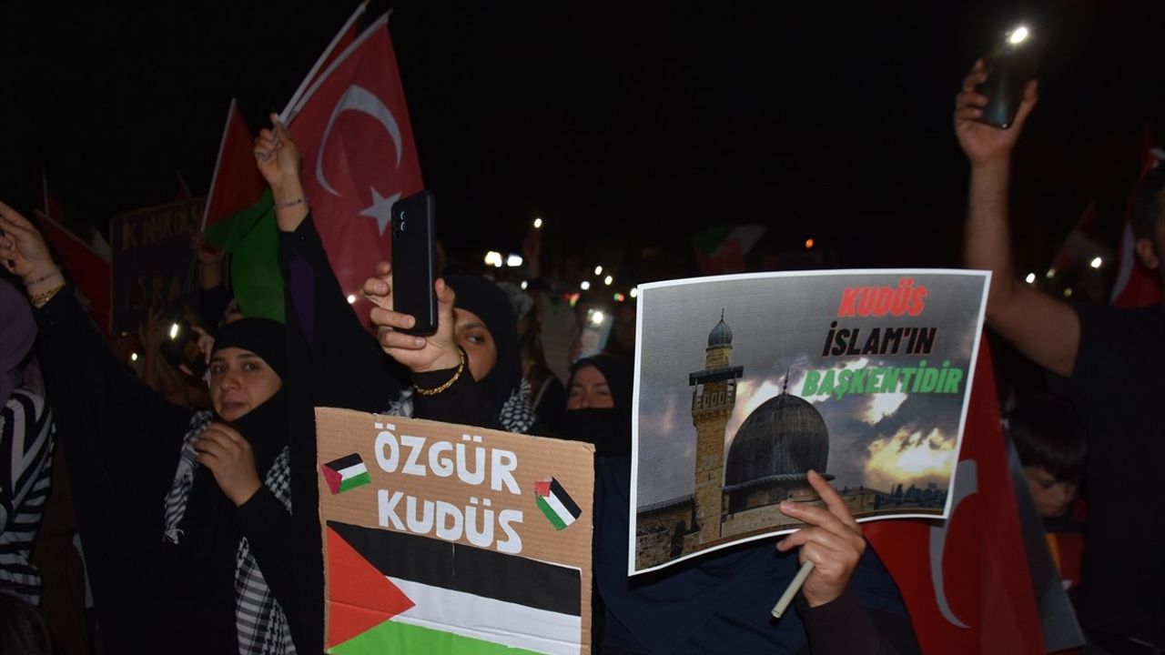 Adıyaman'da Filistin İçin Protesto Gösterisi Düzenlendi