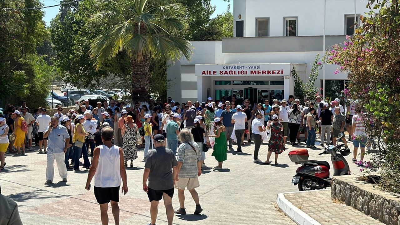 Bodrum'da Doktor Şiddeti Protesto Edildi