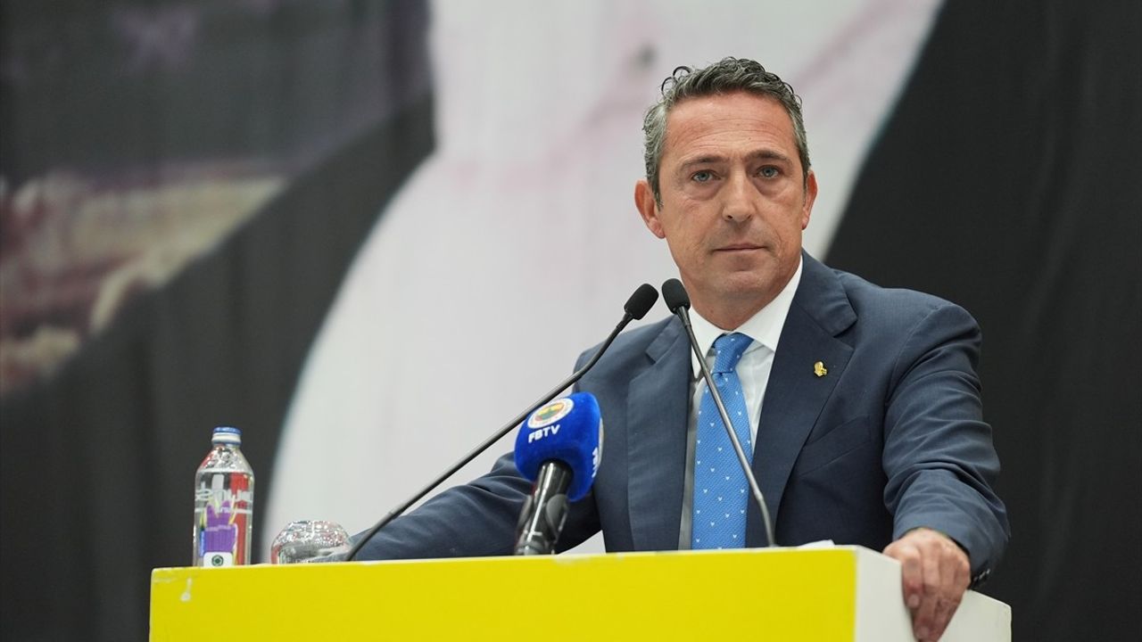 Fenerbahçe Yüksek Divan Kurulu Toplantısı: Ali Koç'tan Önemli Açıklamalar