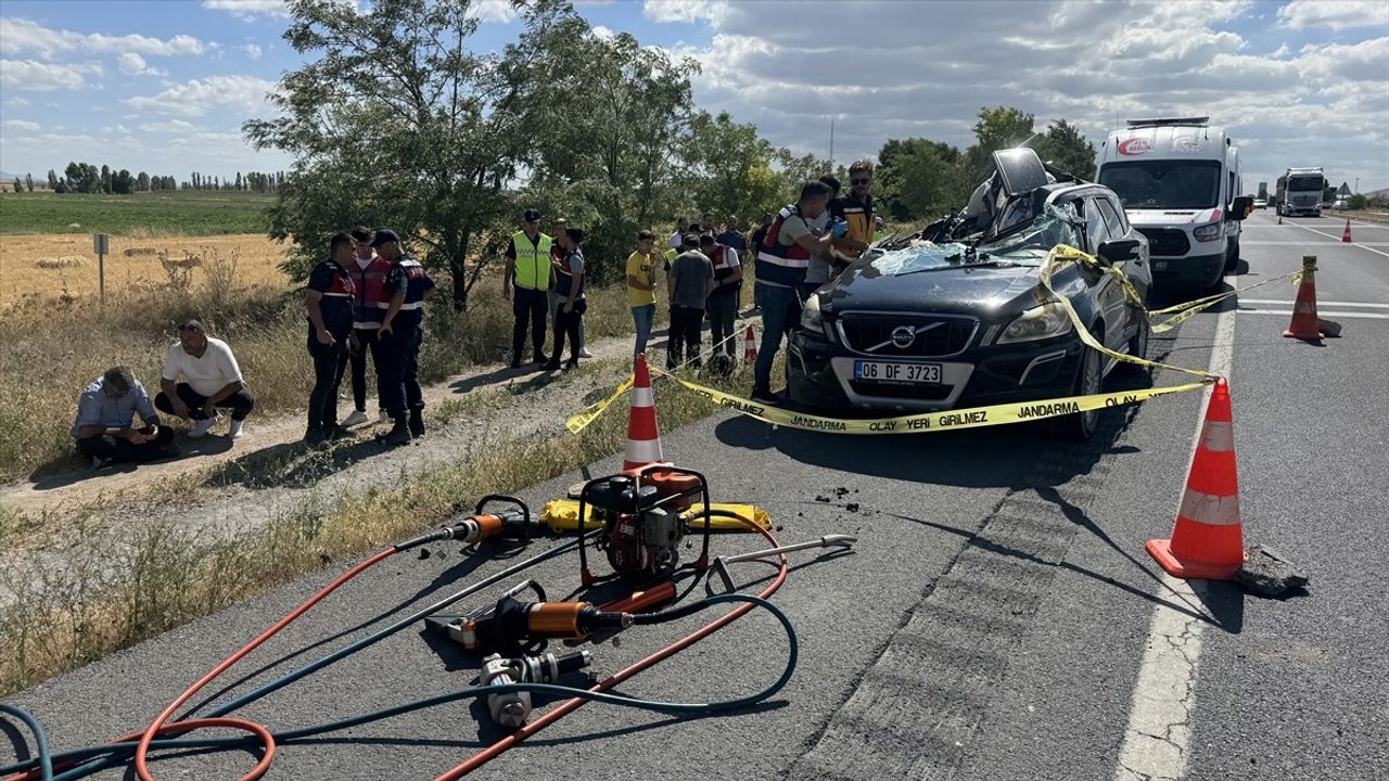 Kayseri'deki Trafik Kazasında İki Kız Kardeş Hayatını Kaybetti