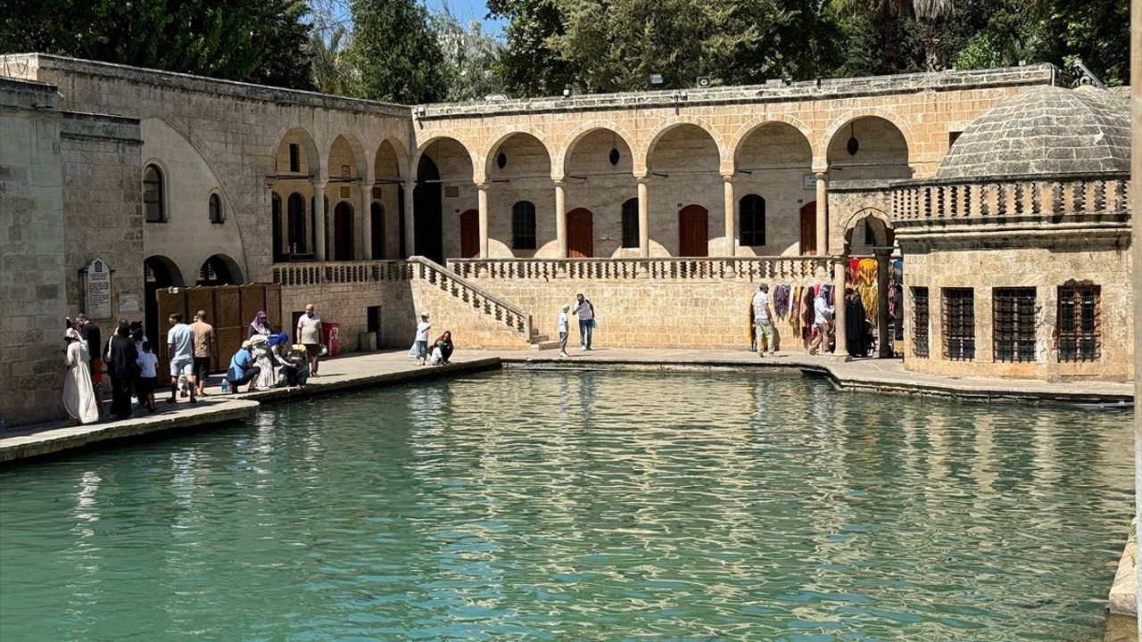 Şanlıurfa'da Sıcak Hava Dalgası Hayatı Zorluyor