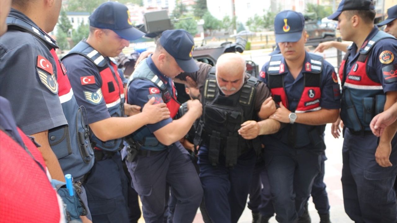 Tokat'ta Silahlı Kavga: Eski Muhtar Öldürüldü, Yeni Muhtar ile Oğlu Tutuklandı