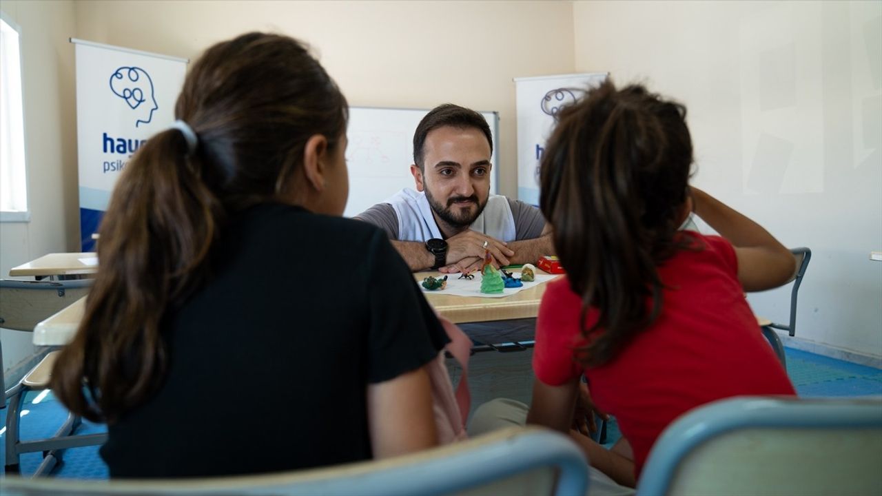 Umudun Adı: İyilik Çatısı Projesi Hatay'da Çocuklara Destek Oluyor