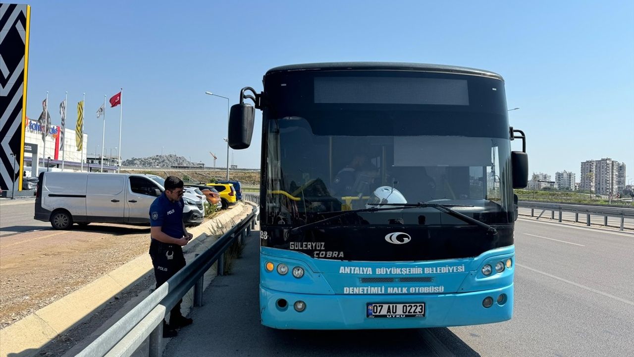 Antalya'da Halk Otobüsünde Kaçırılan Anahtar Olayı