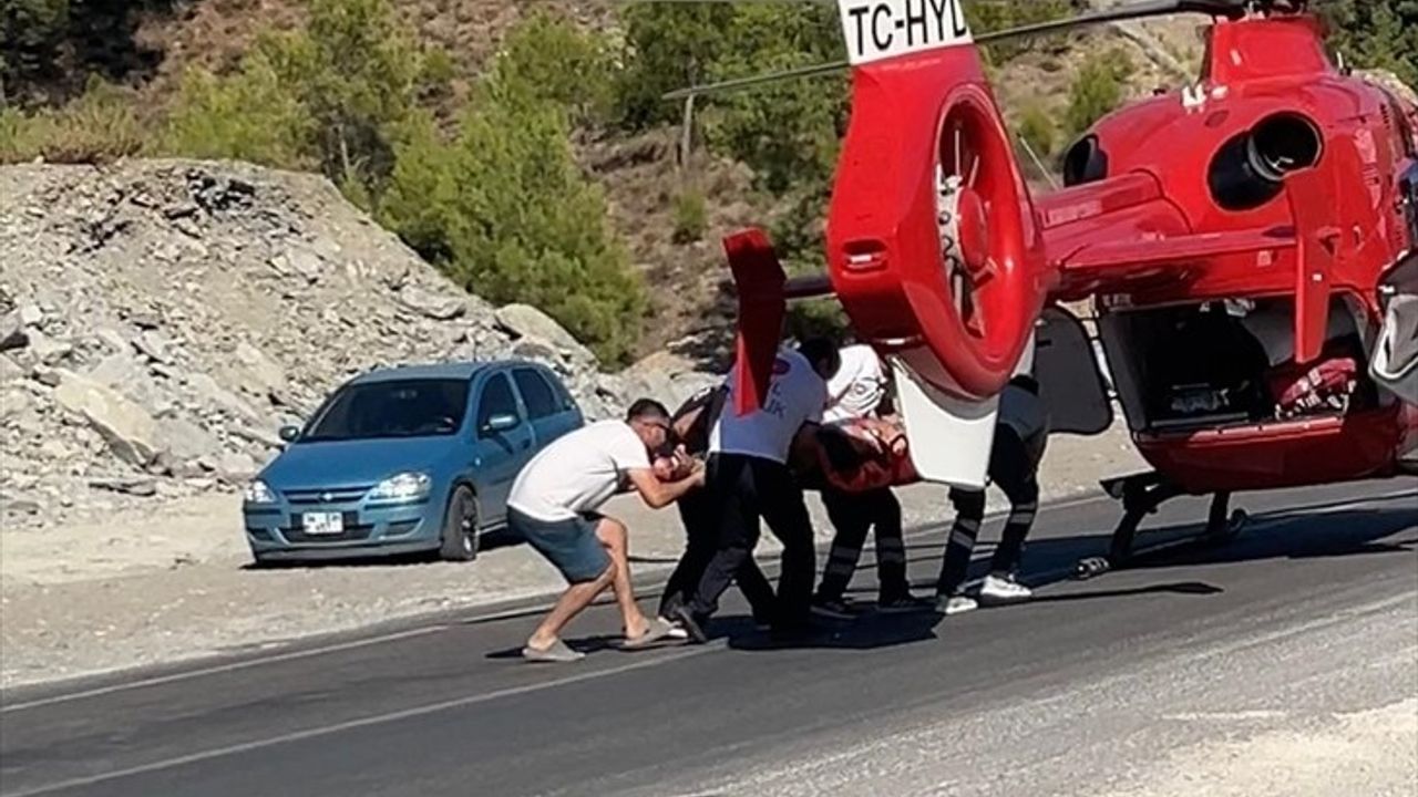 Antalya'da Kanyon Kazası: Ambulans Helikopterle Yaralı Tatilci Hastaneye Sevk Edildi