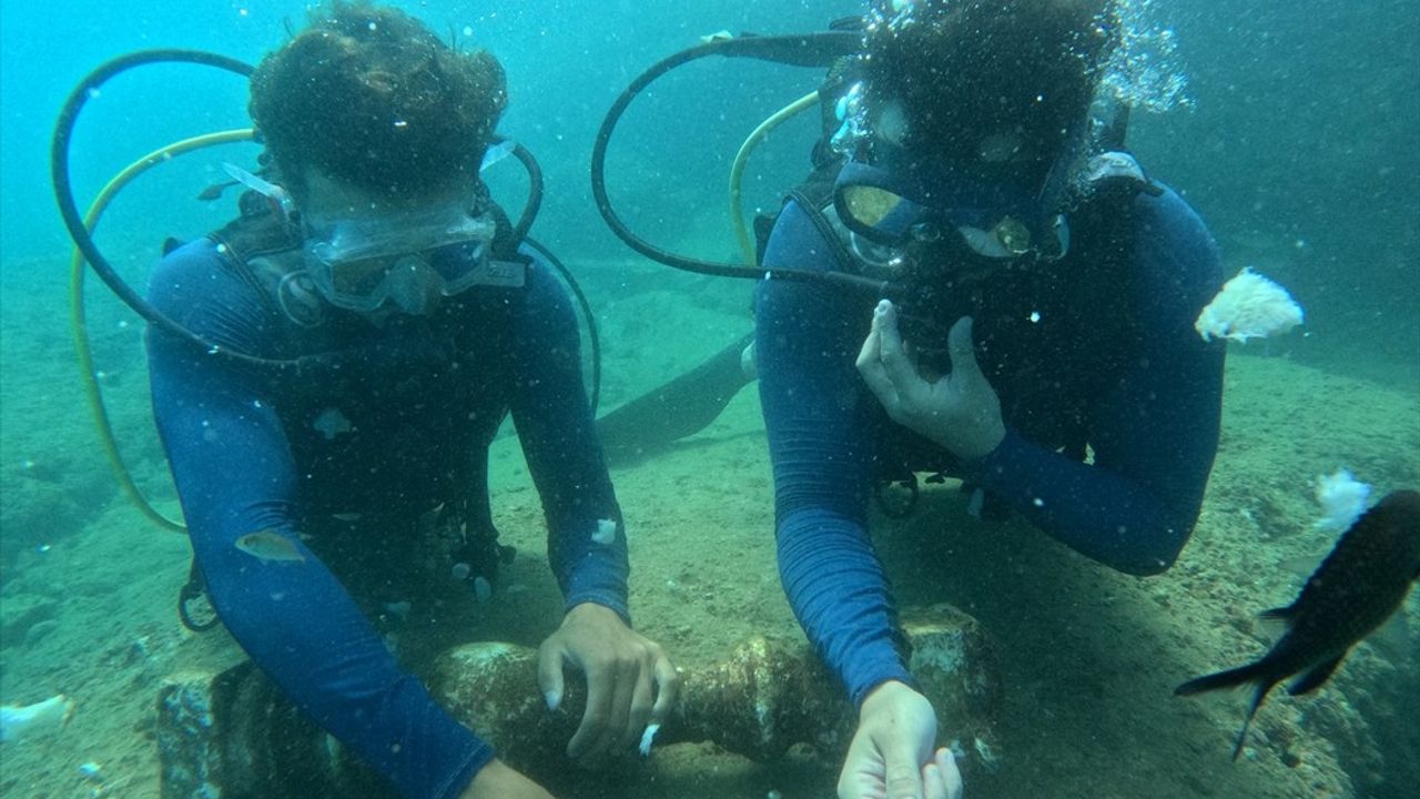 Antalya'nın Tarihi Kaleiçi Bölgesi Dalış Tutkunlarını Ağırlıyor