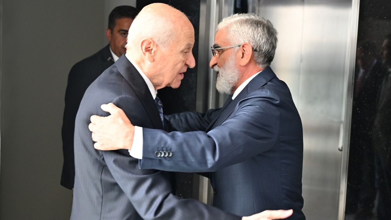 Bahçeli, Azerbaycan Klasik Halk Cephesi Başkanı Fattayev'i Ağırladı