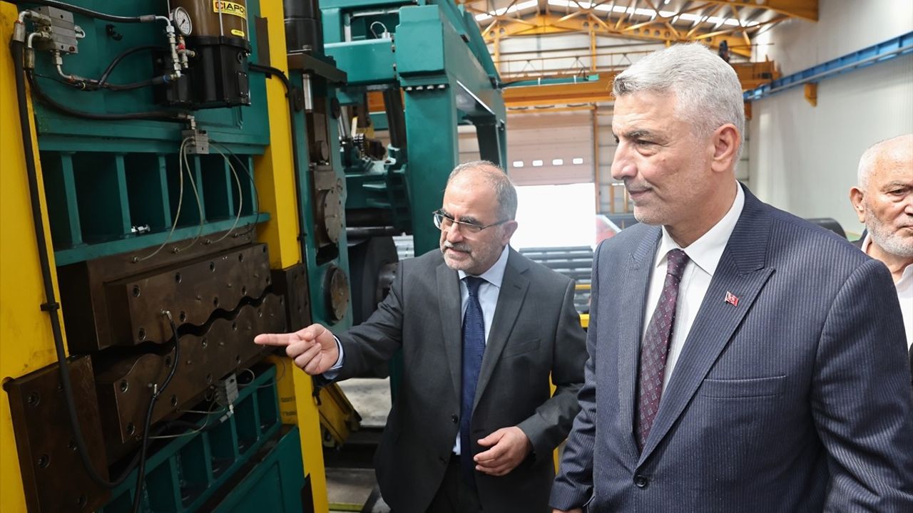 Bakan Bolat Zonguldak'ta Yeni Fabrika Açılışında Türkiye Ekonomisindeki İlerlemeleri Vurguladı