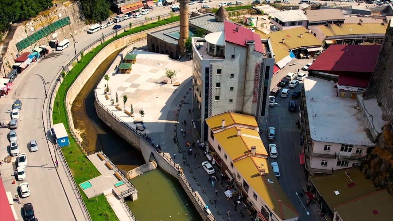 Bitlis Kent Meydanı Projesi ile Tarihi Miras Yeniden Canlanıyor