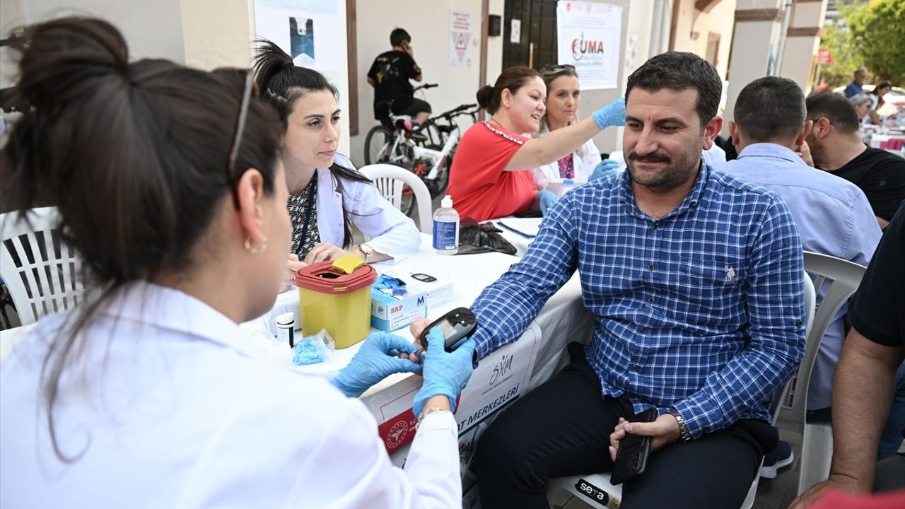 Cami Avlusunda Sağlık Taraması ile Diyabet Teşhisi