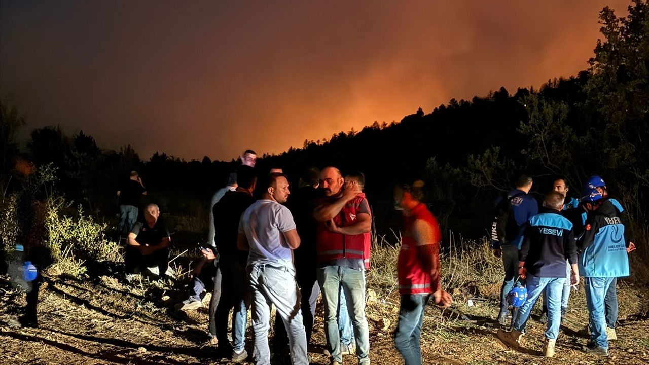 Çankırı'da Orman Yangınına Hızla Müdahale Ediliyor