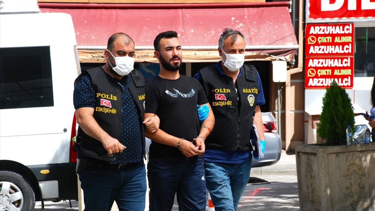 Eskişehir'de Polis ile Çatışan Şüpheli Tutuklandı