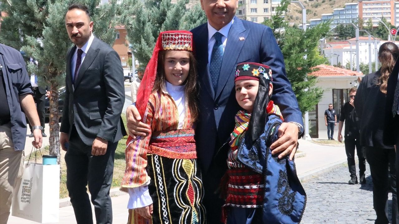 İçişleri Bakanı Yerlikaya Yozgat'ta Çeşitli Ziyaretler Gerçekleştirdi