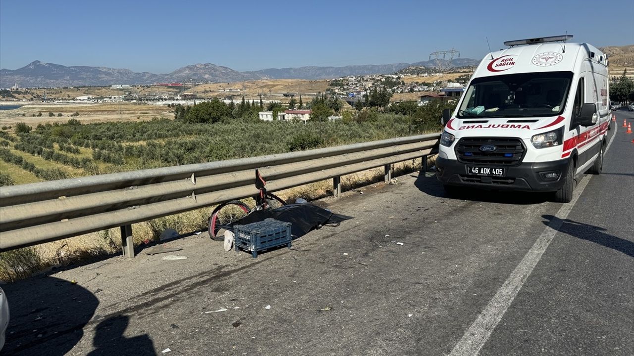 Kahramanmaraş'ta Otomobil Kazası: 1 Ölü, 2 Yaralı