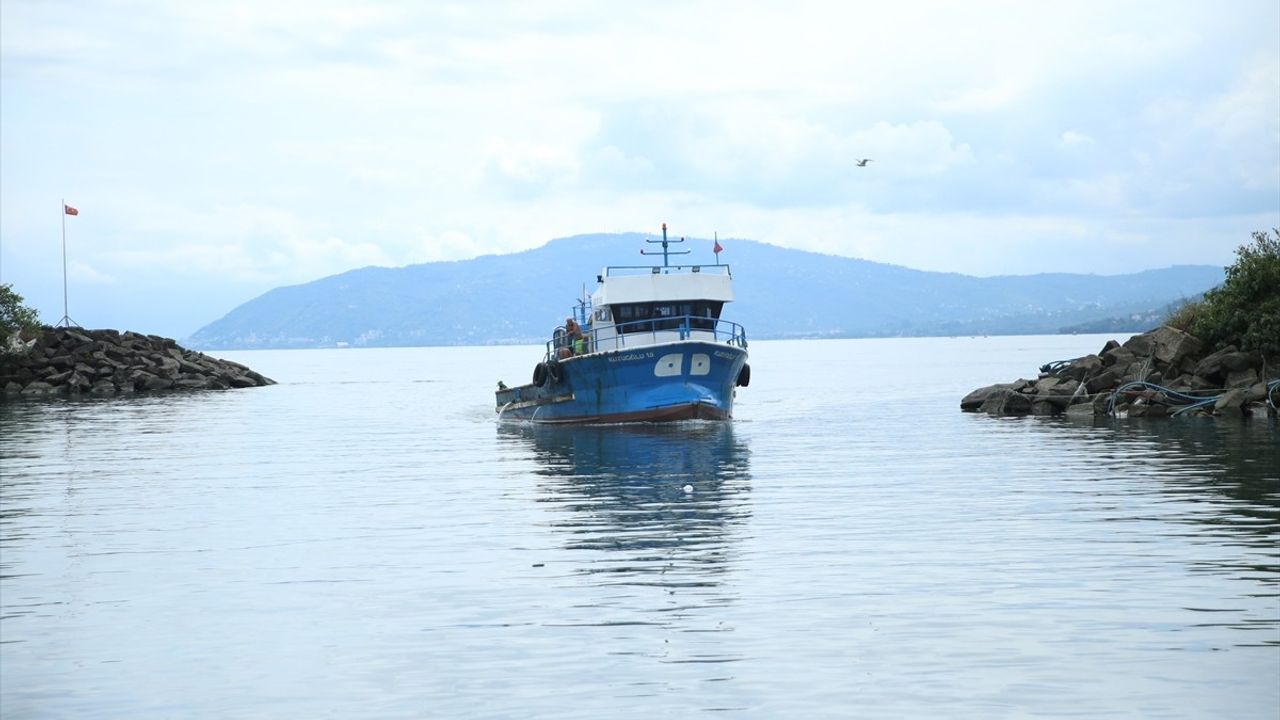 Karadenizli Balıkçılar, Yeni Sezon İçin Palamut Umutlarıyla Heyecanlı