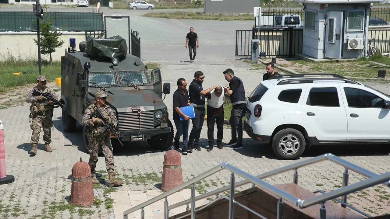 Kars'ta Cinayet Zanlısı İran'a Kaçarken Yakalandı