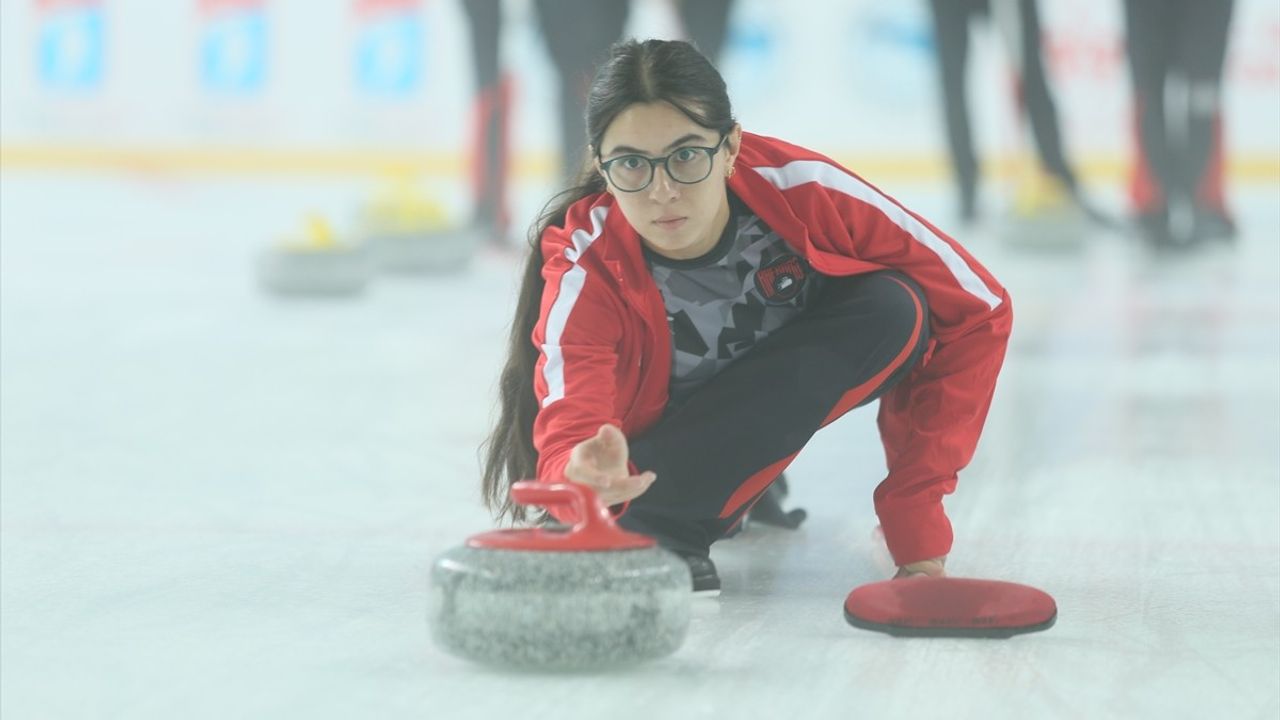 Karslı Kızların Curling Başarısı: Süper Lig Hedefi