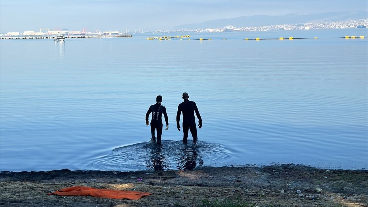 Kocaeli'nde Denizdeki Adamın Cesedi Bulundu