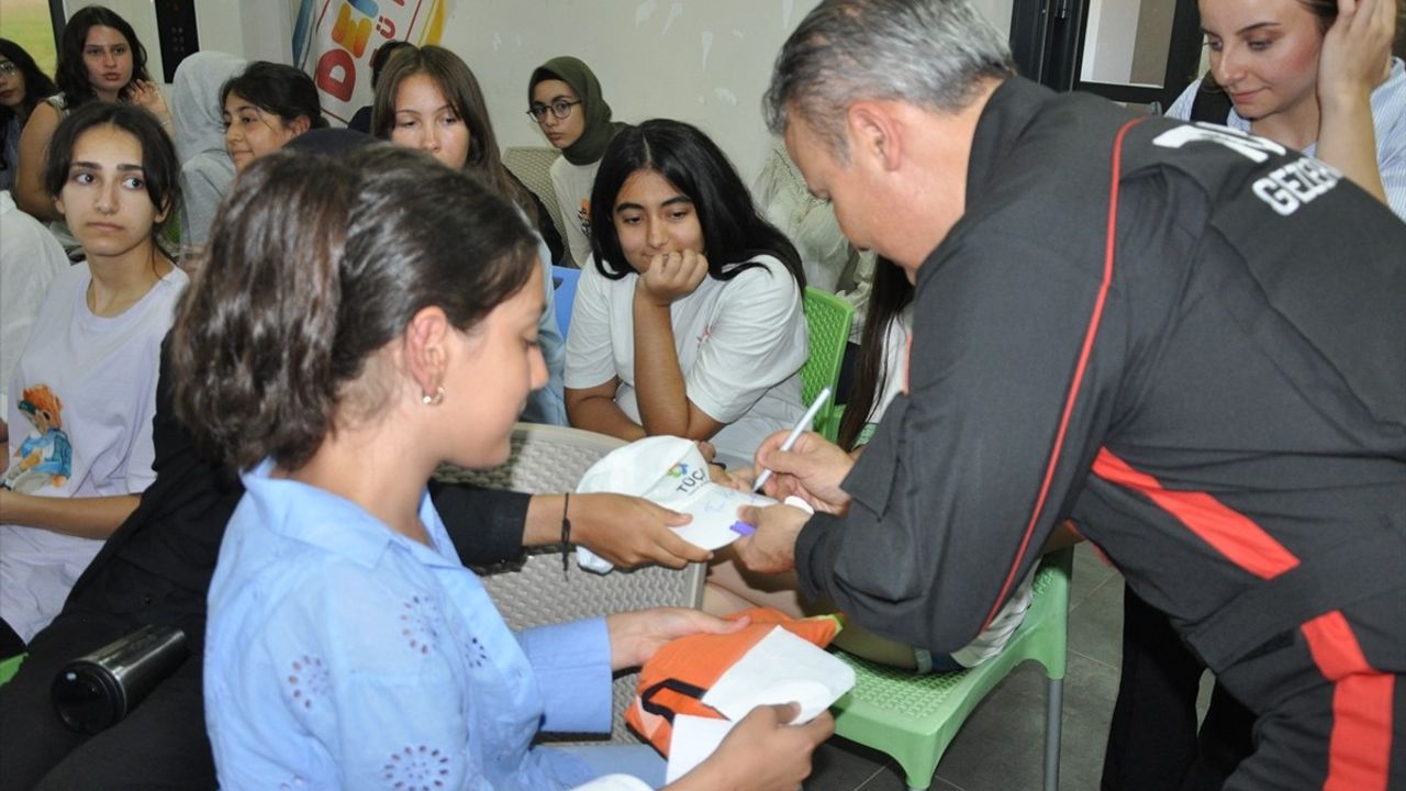 Mersin'de Deneyap Teknoloji Atölyeleri Öğrenci Kampı Tamamlandı