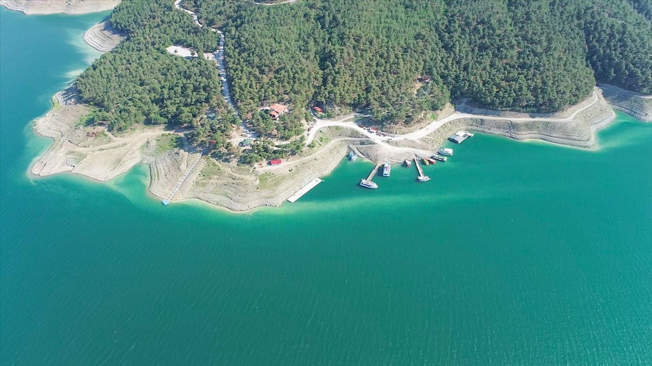 Şahinkaya Kanyonu'na Ziyaretçi Akını