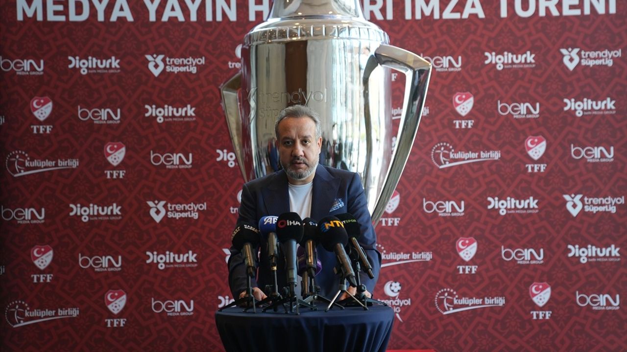 Samsunspor Başkanı Yıldırım: Orta Sıralarda Hedefliyoruz