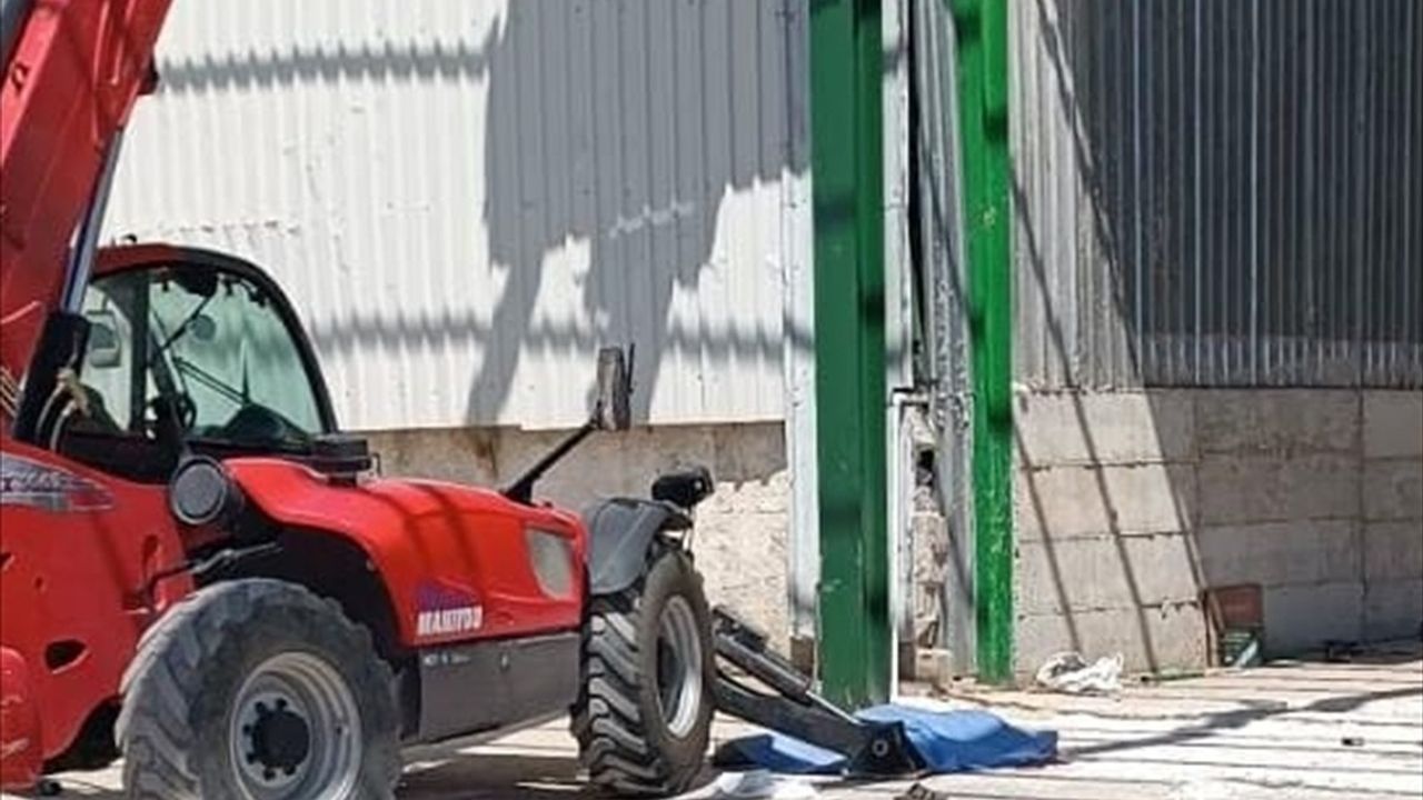 Şanlıurfa'da Fabrika Çatısından Düşen İşçi Hayatını Kaybetti