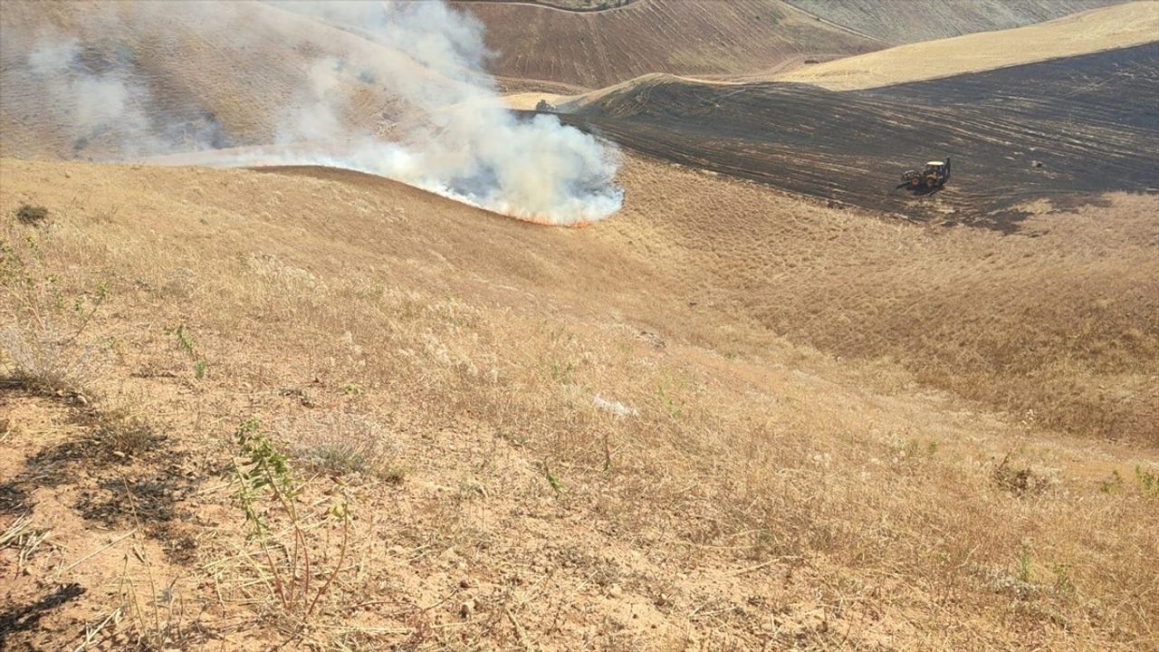 Siirt'teki Arazi Yangını Kontrol Altına Alındı