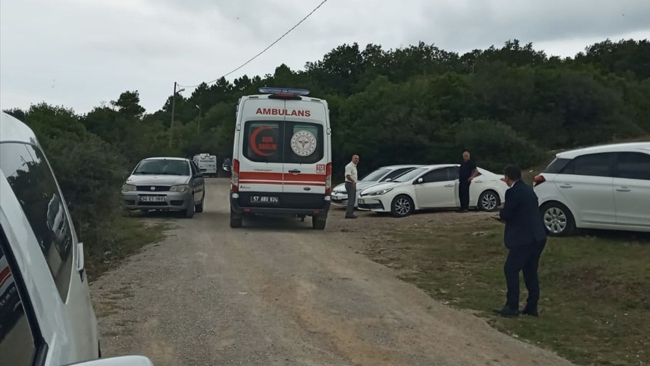 Sinop'ta Denizde Erkek Cesedi Bulundu