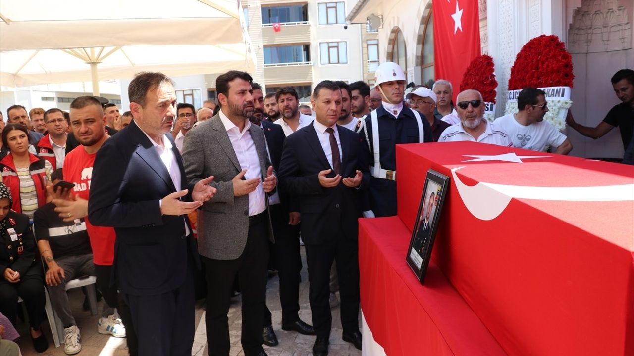 Şırnak'ta Şehit Olan Jandarma Astsubay Muhammet Kalaz, Karabük'te Toprağa Verildi