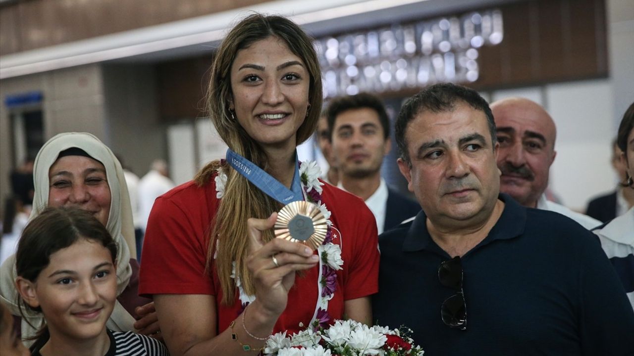 Tekvandocu Nafia Kuş Aydın: "Gelecek Olimpiyat'ta Altın Madalya"