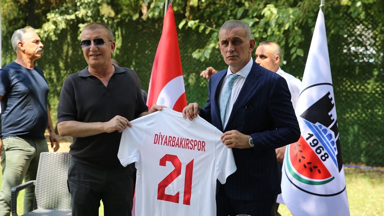 TFF Başkanı Hacıosmanoğlu'ndan Amatöre Destek Vurgusu