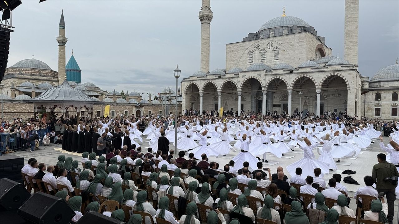 21. Uluslararası Konya Mistik Müzik Festivali Coşkuyla Başladı