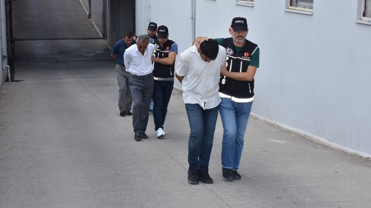 Adana'da Uyuşturucu Operasyonu: 6 Kilo Sentetik Madde Ele Geçirildi