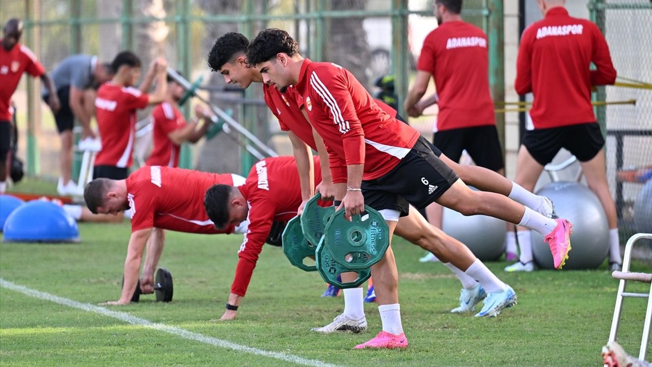 Adanaspor'un Hedefi: Ligi İyi Bir Yerde Bitirmek