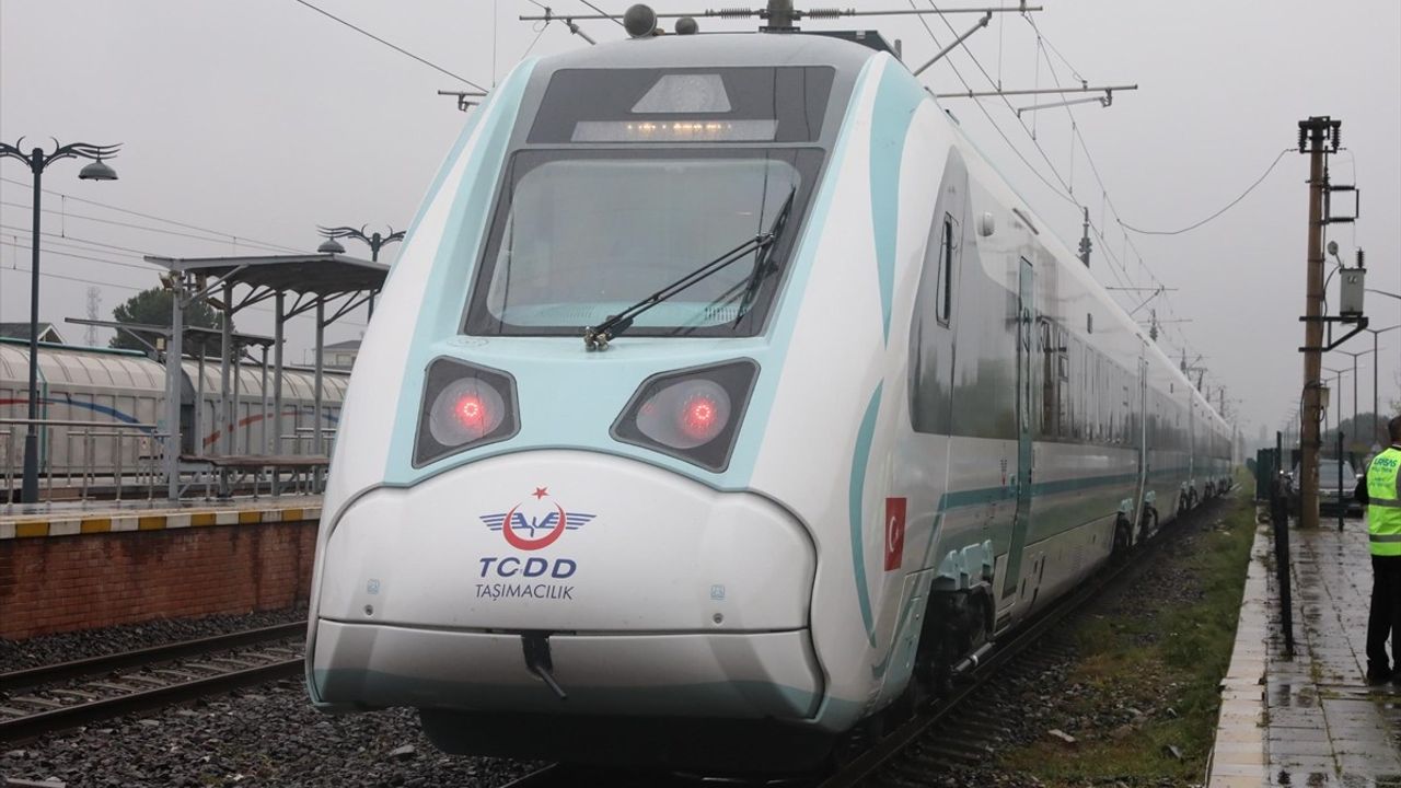 Adapazarı-Gebze Bölgesel Treni 2,5 Milyondan Fazla Yolcu Taşıdı