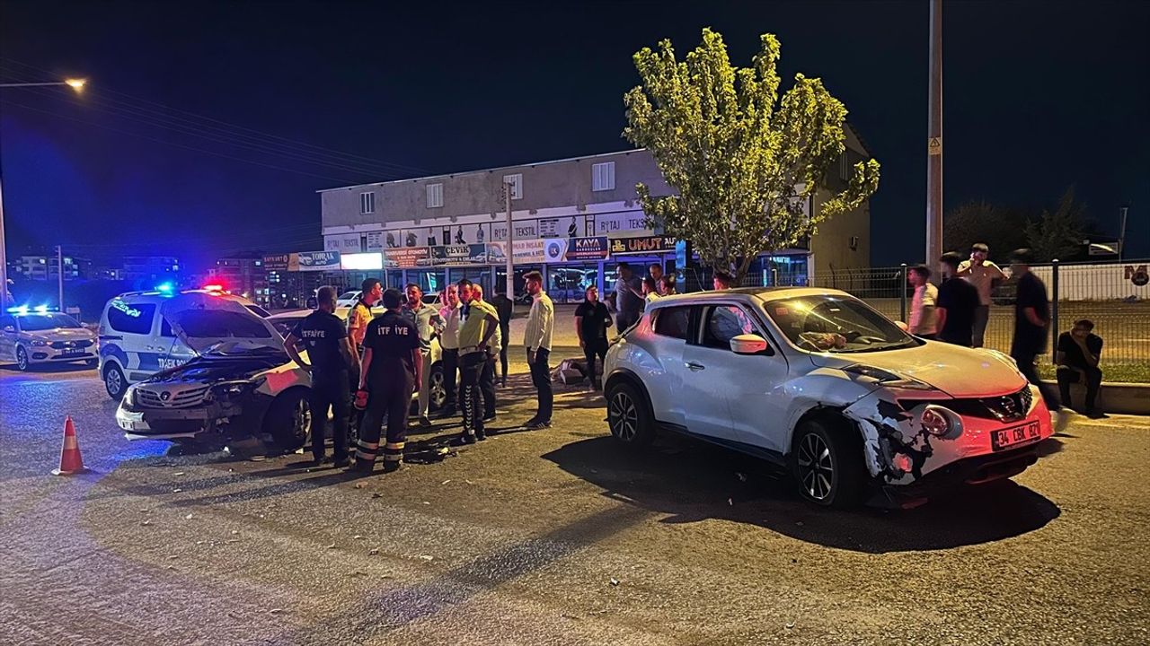 Adıyaman'da Trafik Kazası: Üç Yaralı