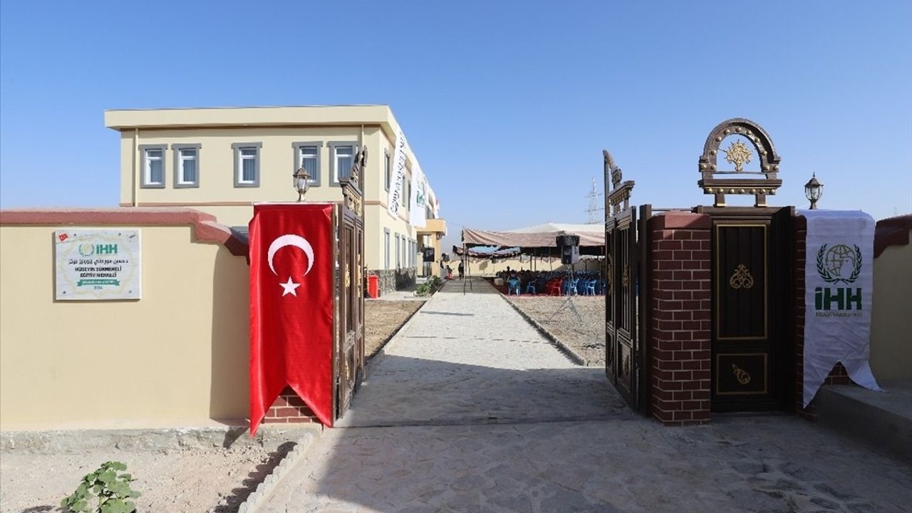 Afganistan'da Yeni Yetimhane Açıldı