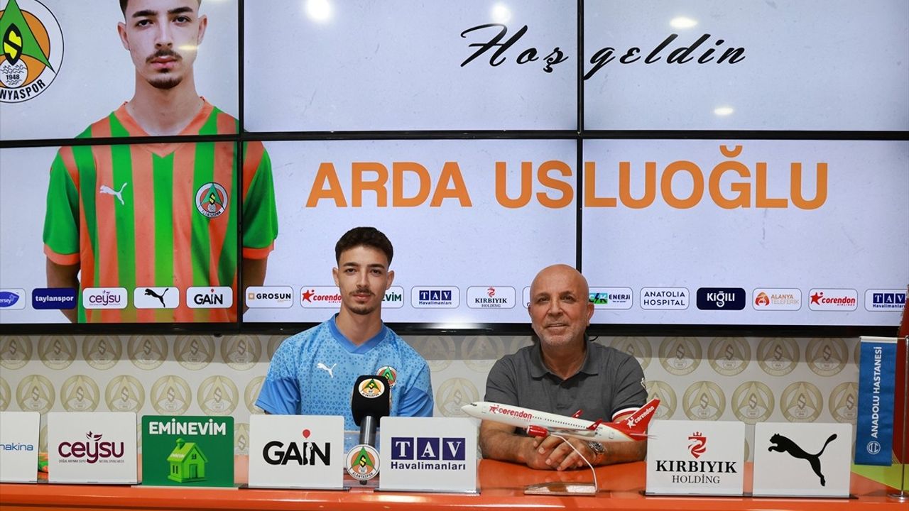 Alanyaspor, Genç Yetenek Arda Usluoğlu'nu Transfer Etti