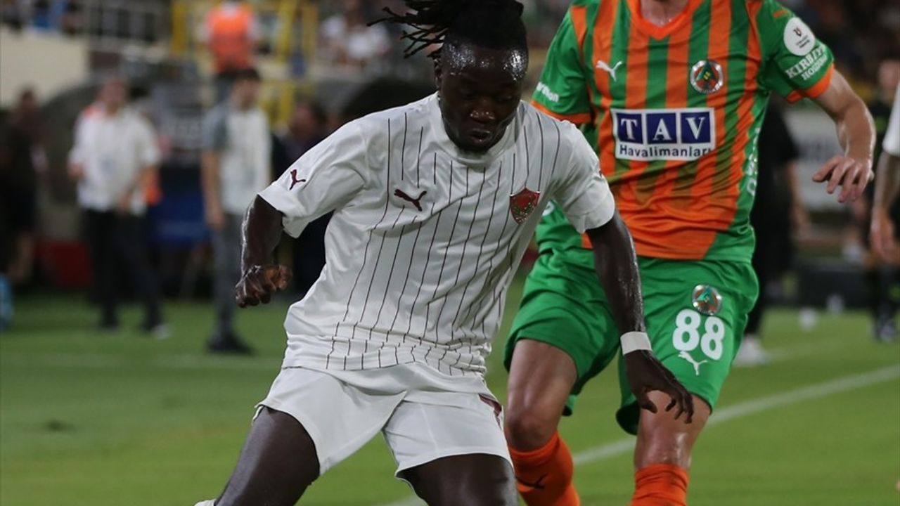 Alanyaspor ve Hatayspor Berabere Kaldı