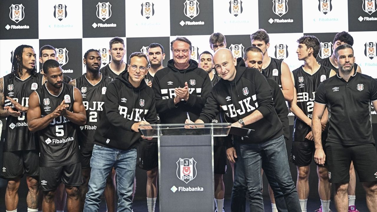 Beşiktaş Basketbol Takımı ve Fibabanka'dan Önemli Sponsorluk Anlaşması