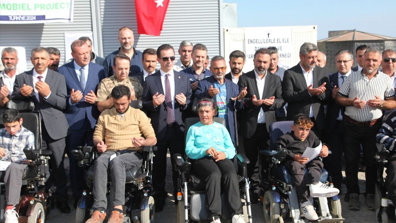 Bitlis'te Engellilere Özel Akülü Araç Dağıtımı