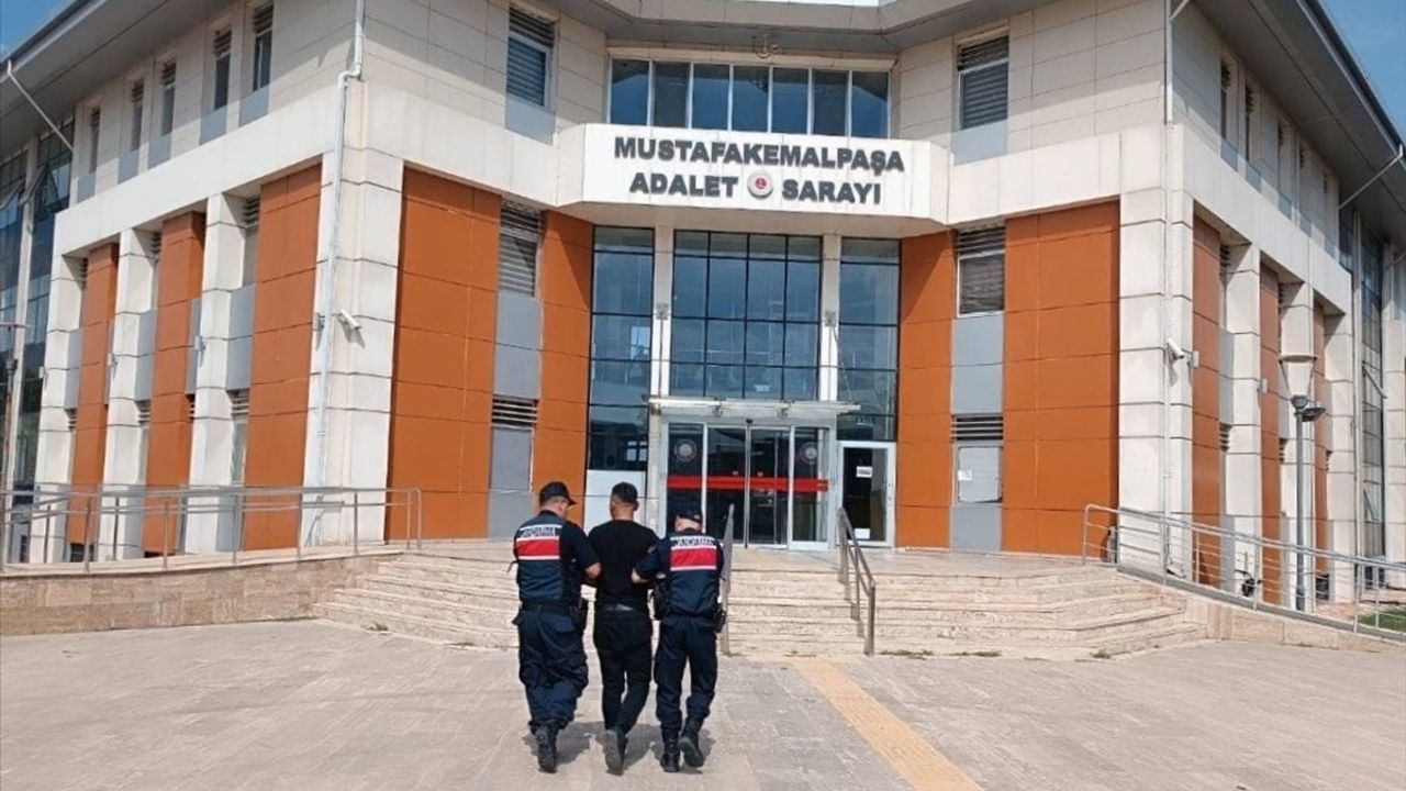 Bursa'da 15 Yıl 6 Ay Hapis Cezası Olan Firari Hükümlü Yakalandı