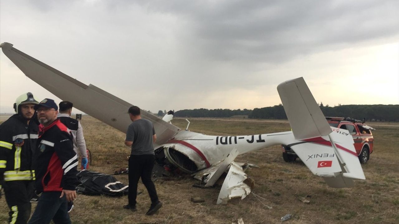 Bursa'da Eğitim Uçağı Kazası: İki Pilot Hayatını Kaybetti