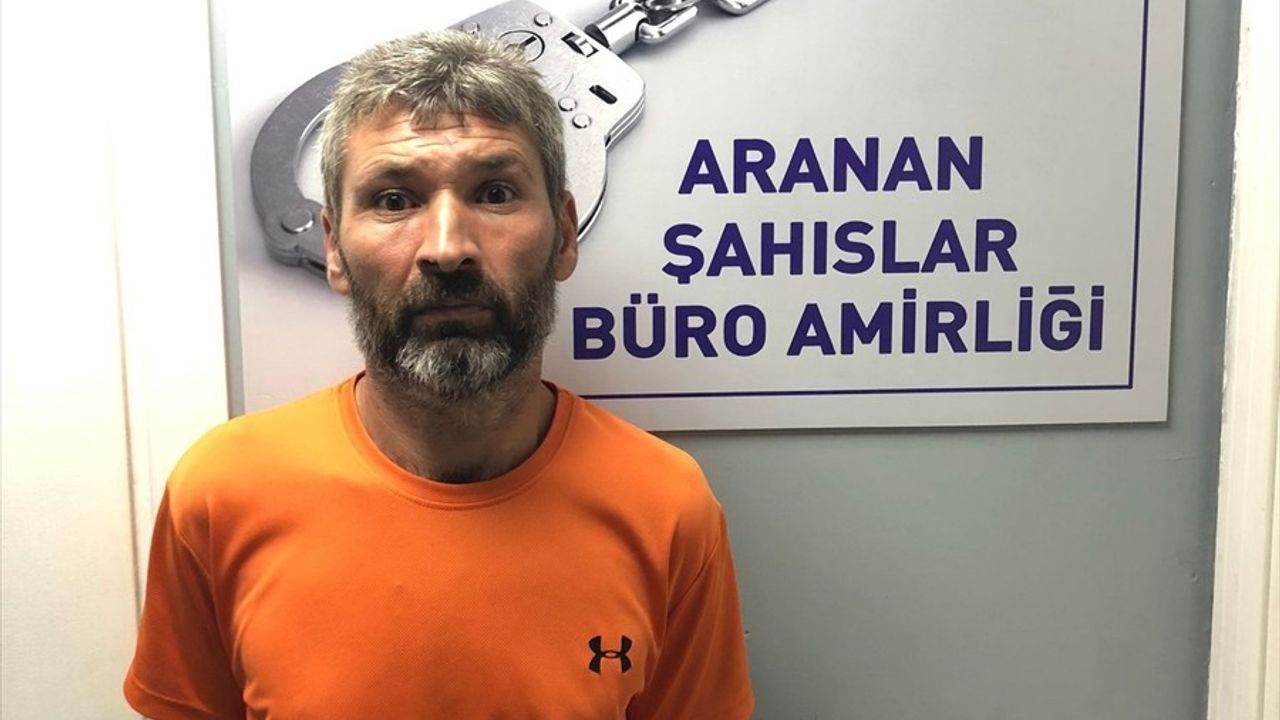 Bursa'da Hapis Cezası Olan Hükümlü Okey Oynarken Yakalandı