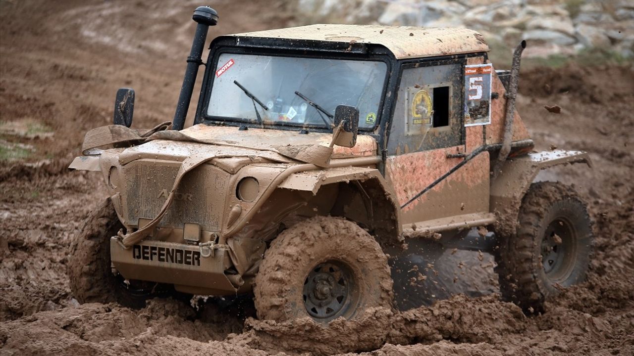 Çorum'da 2. Geleneksel Offroad Oyunları Rüzgarı Esti