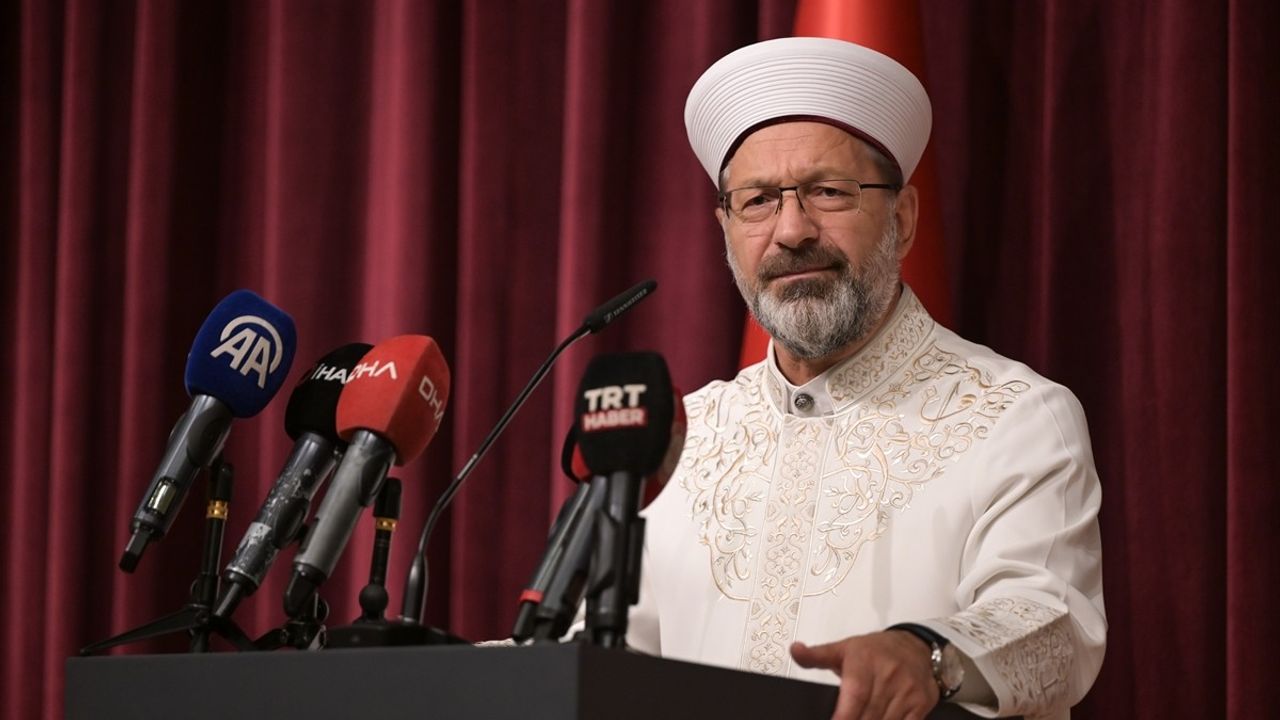 Diyanet'ten 'Özgür Kudüs Sergisi' ve Yeni Tiyatro Oyunu