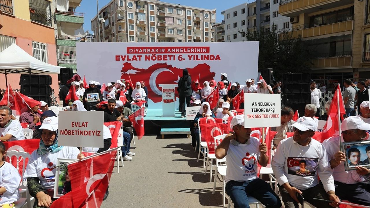 Diyarbakır Anneleri Evlat Nöbetine 6 Yılını Doldurdu