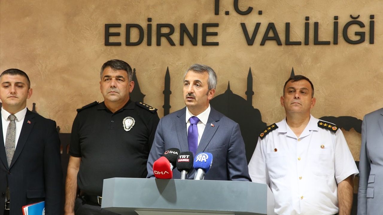 Edirne'de 12 Bin Düzensiz Göçmen Yakalandı