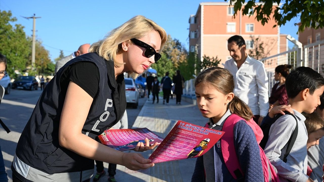 Edirne'de Ebeveyn Polislere Güvenli Eğitim Projesi